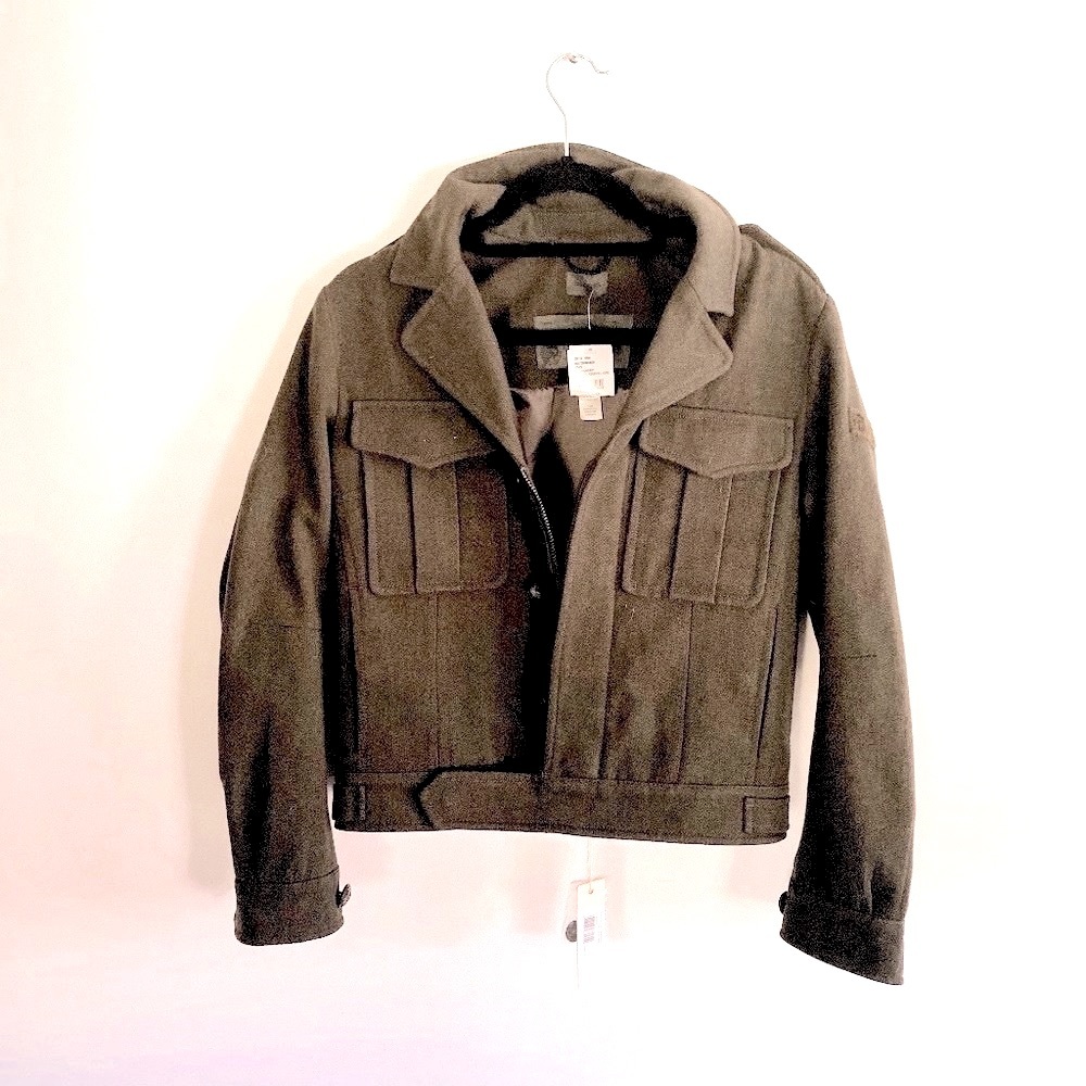 NWT  Women’s Vintage Diesel Army jacket , army green color , 1 of a kind